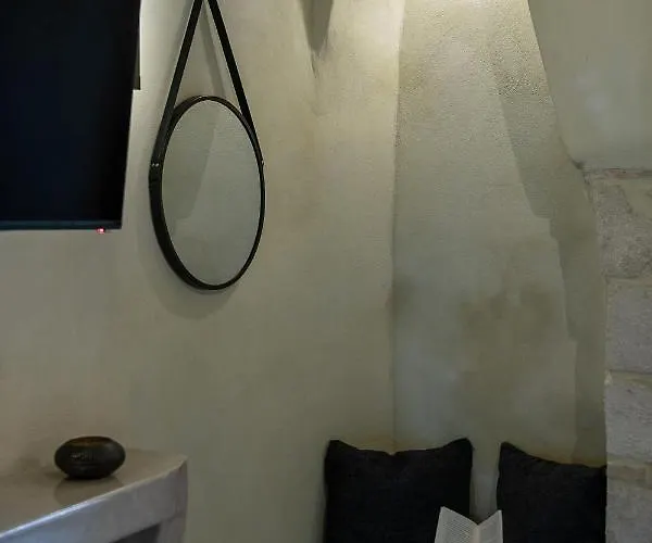 Hall Il Cutti Apartment *